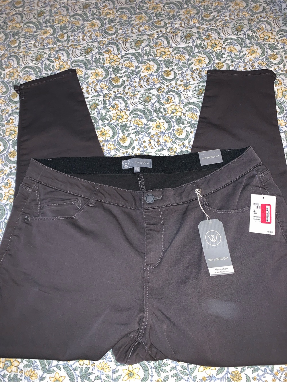 Womens 18W ankle skimmer pants NWT